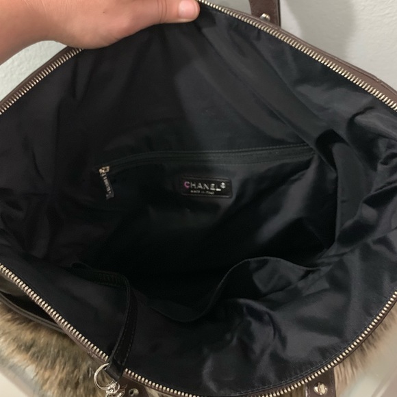 Chanel Brown Leather With Faux Fur Tote - Picture 6 of 9